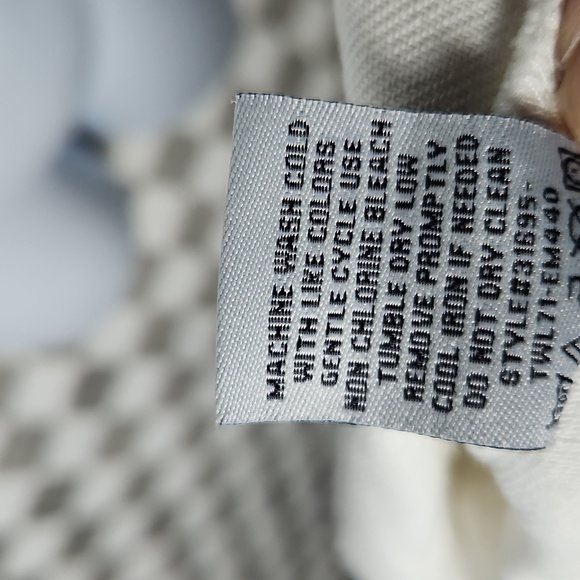 Angel Kiss daisy jean jacket crop denim L Large white daisy flower embroidered - Picture 7 of 7